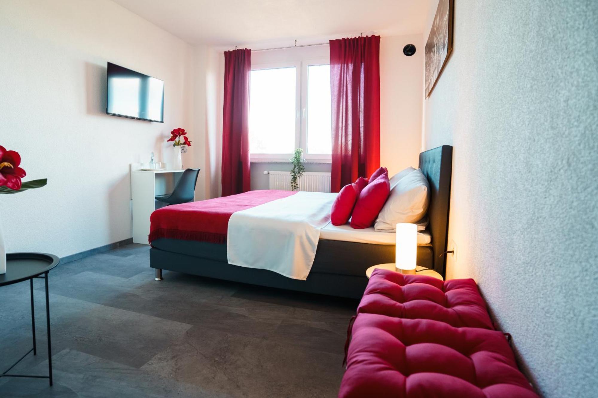 Hotel Am Schafbaum Bad Rappenau Bagian luar foto